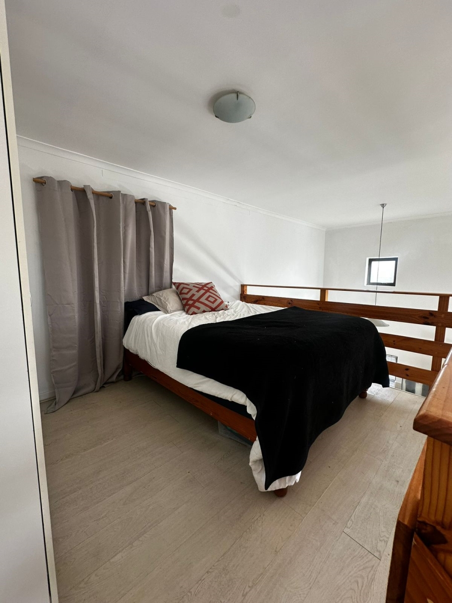 To Let 1 Bedroom Property for Rent in Kenilworth Western Cape
